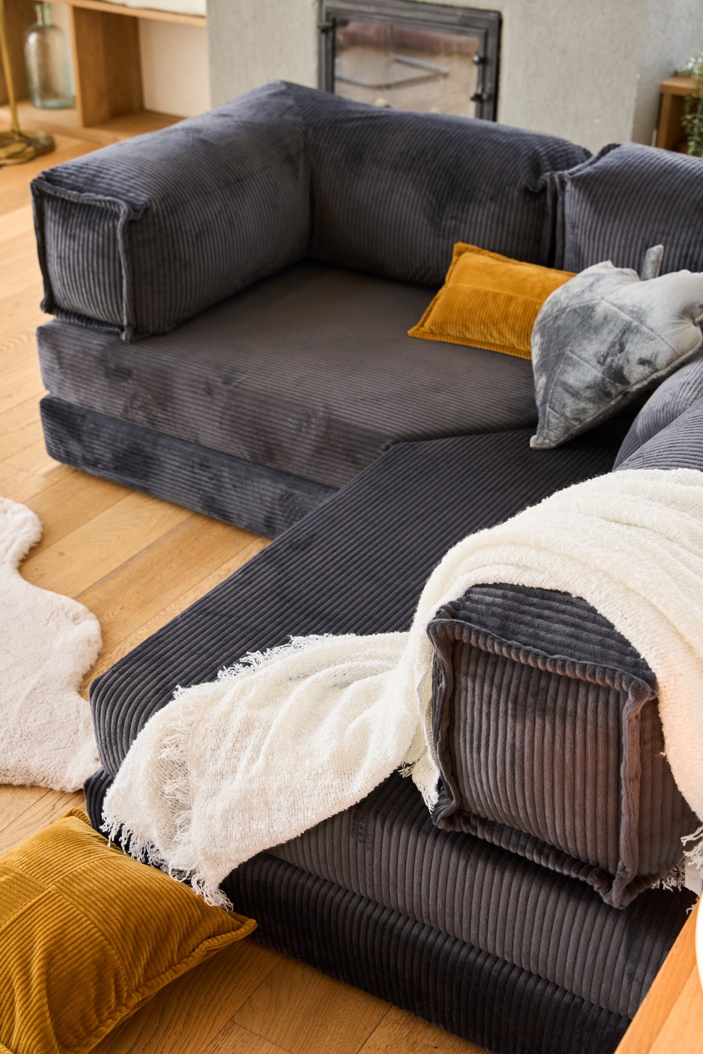 Canyon Sofa