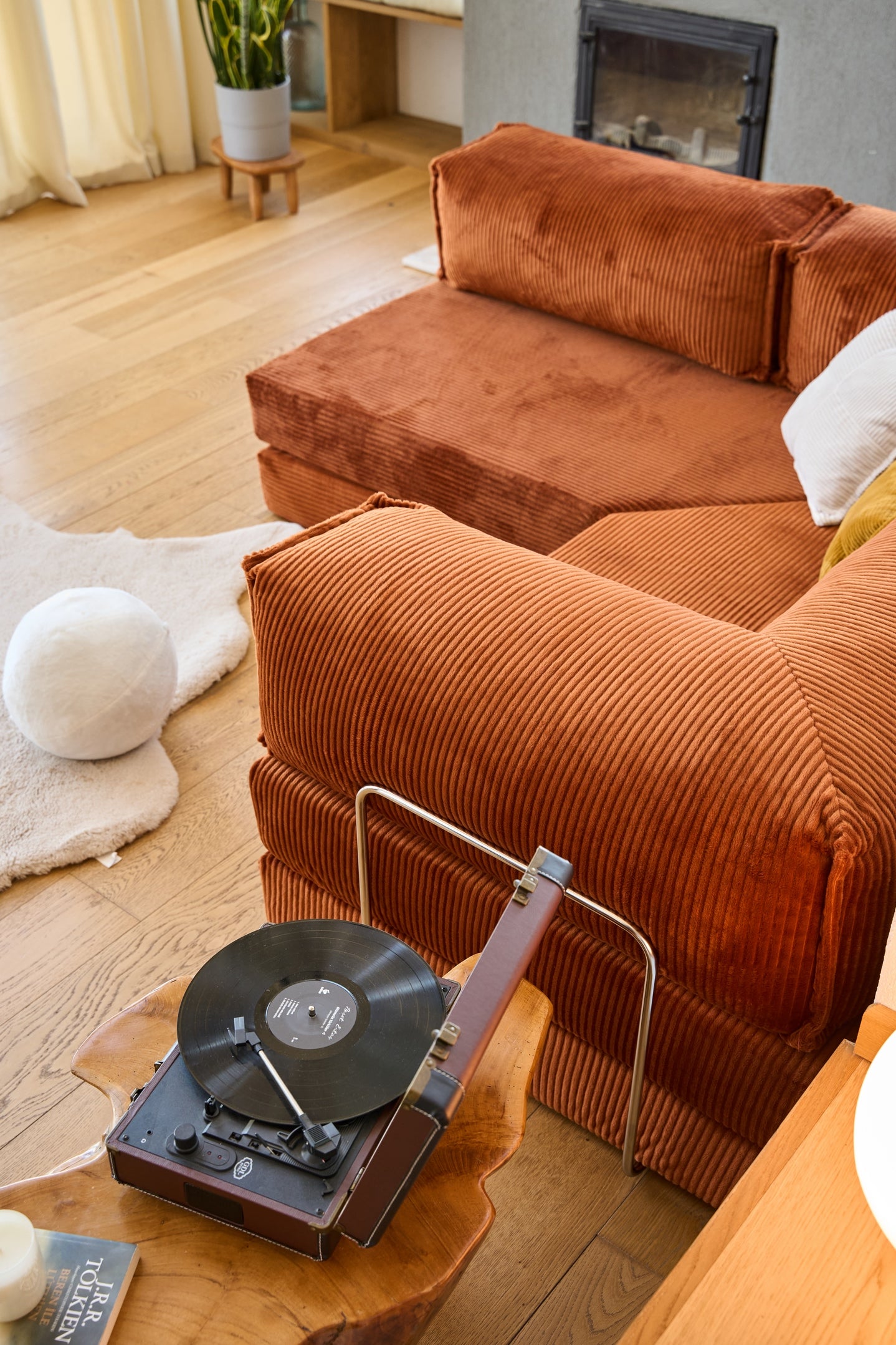 Canyon Sofa
